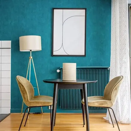 Apartment 4 People Eiffel Tower Paris